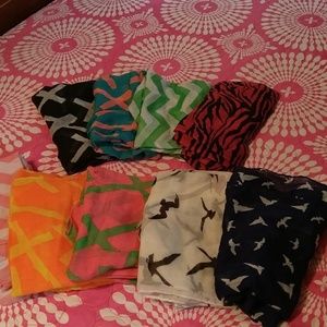 Lot of scarfs
